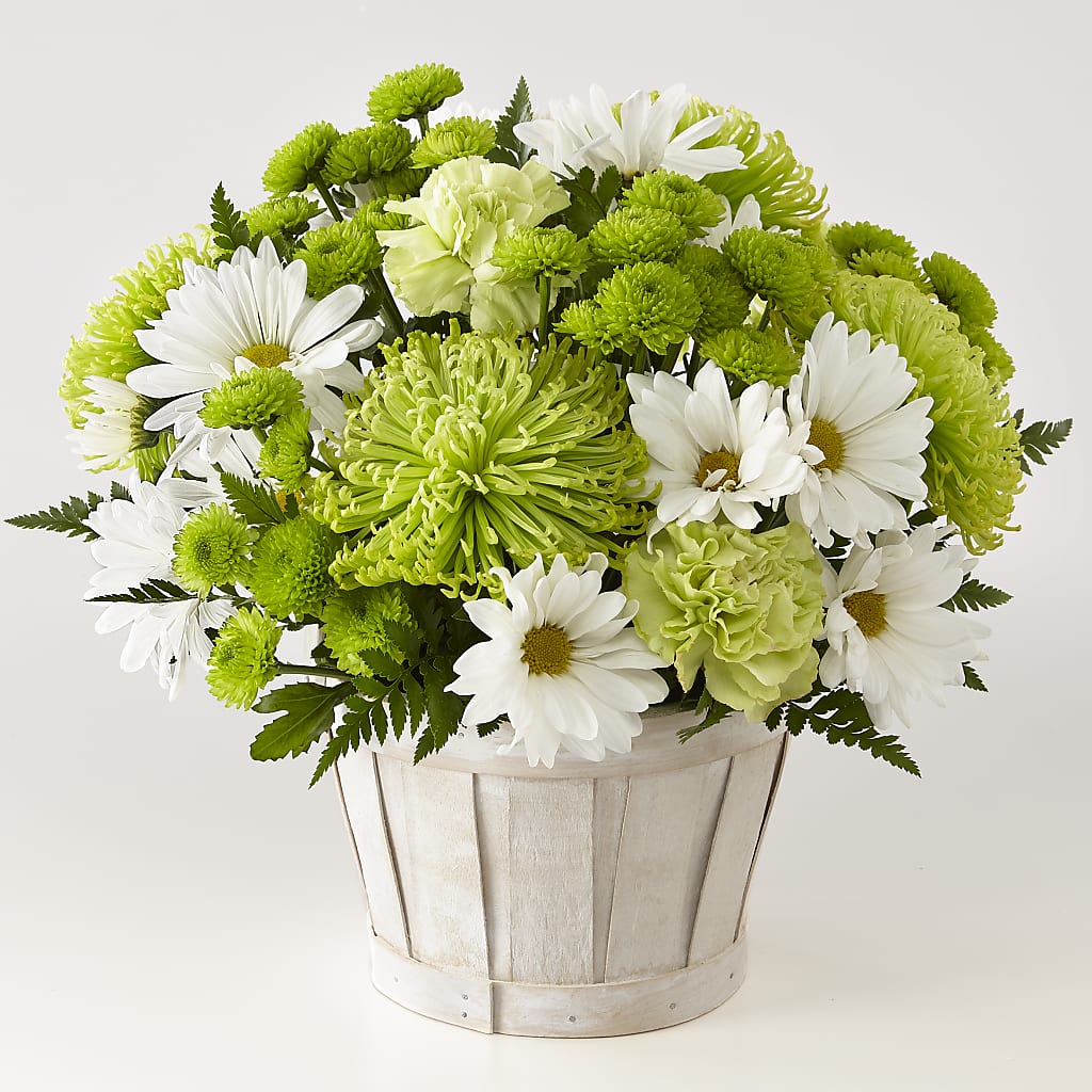 Lucky Charm Basket (Standard) – The Flower Garden #2, Tupelo MS