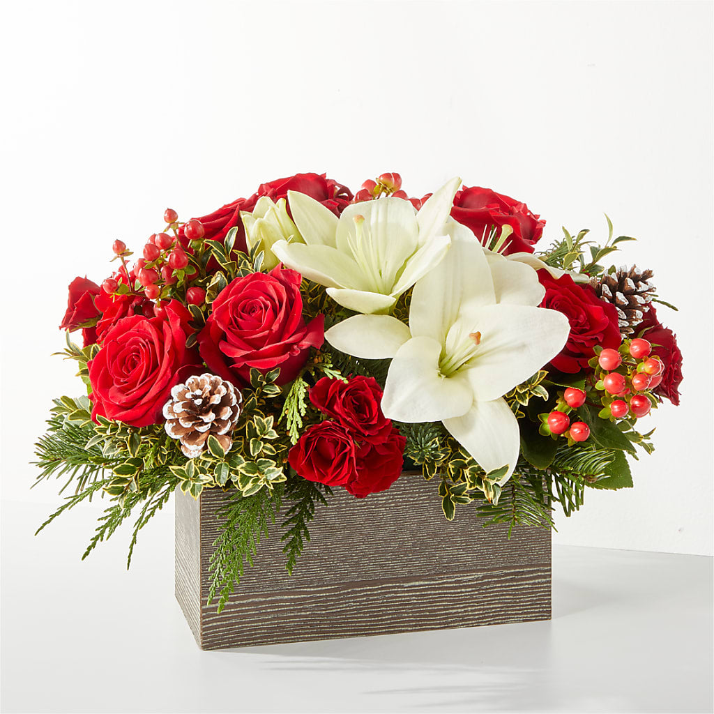 Snowy Wonderland Bouquet – The Flower Garden #2, Tupelo MS