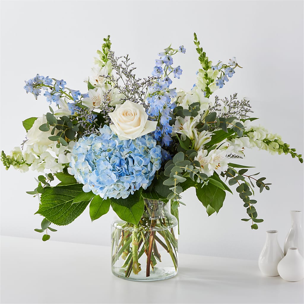 Coastal Blossom Bouquet – The Flower Garden #2, Tupelo MS