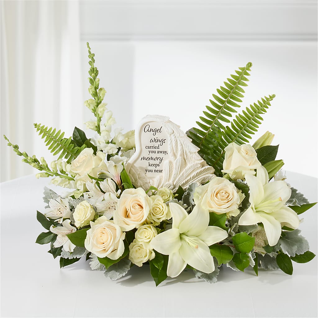 Holding You Close Arrangement – The Flower Garden #2, Tupelo MS
