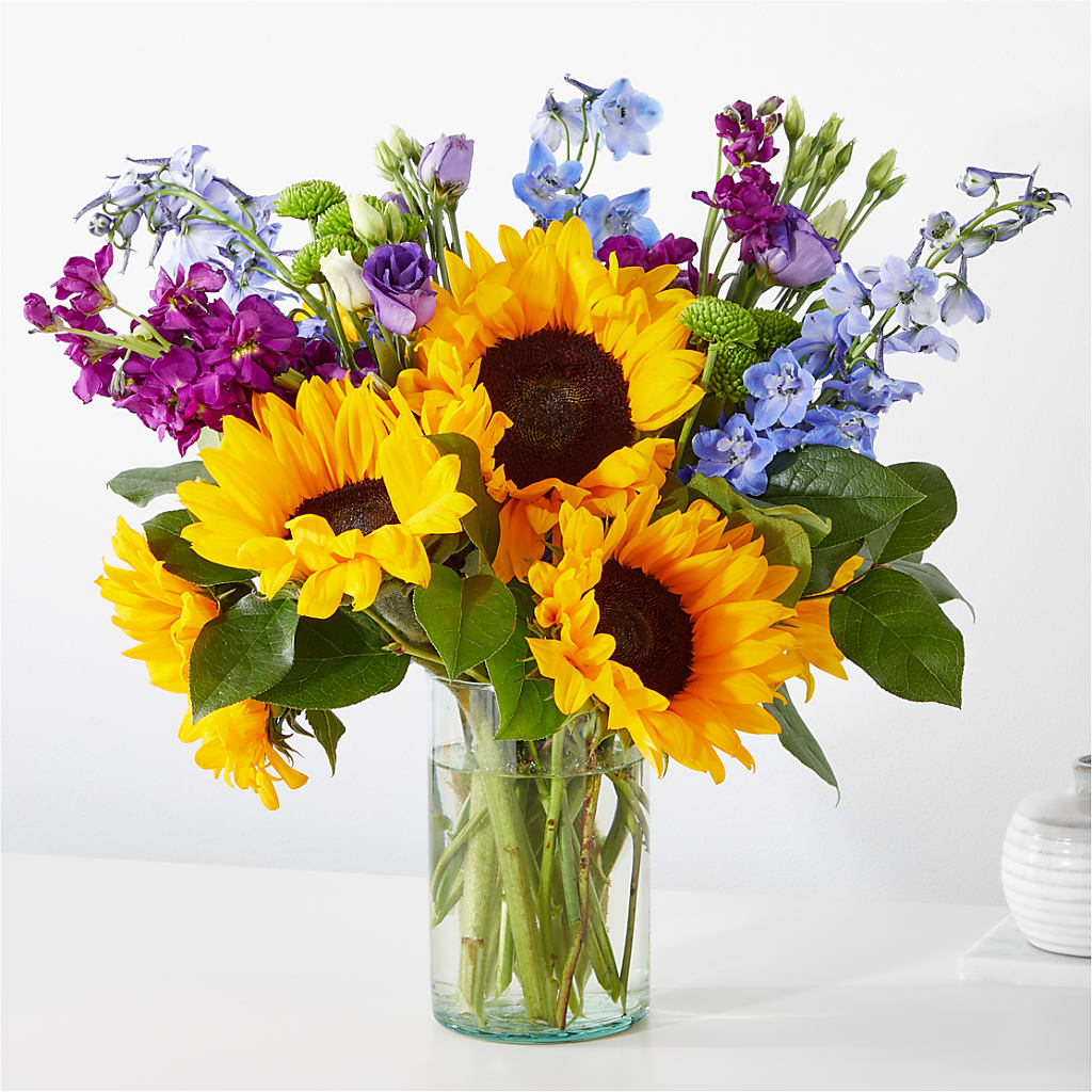 Catching Rays Bouquet – The Flower Garden #2, Tupelo MS