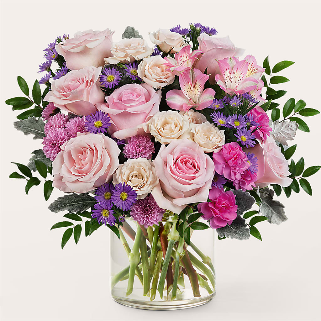 Light as a Feather Bouquet – The Flower Garden #2, Tupelo MS