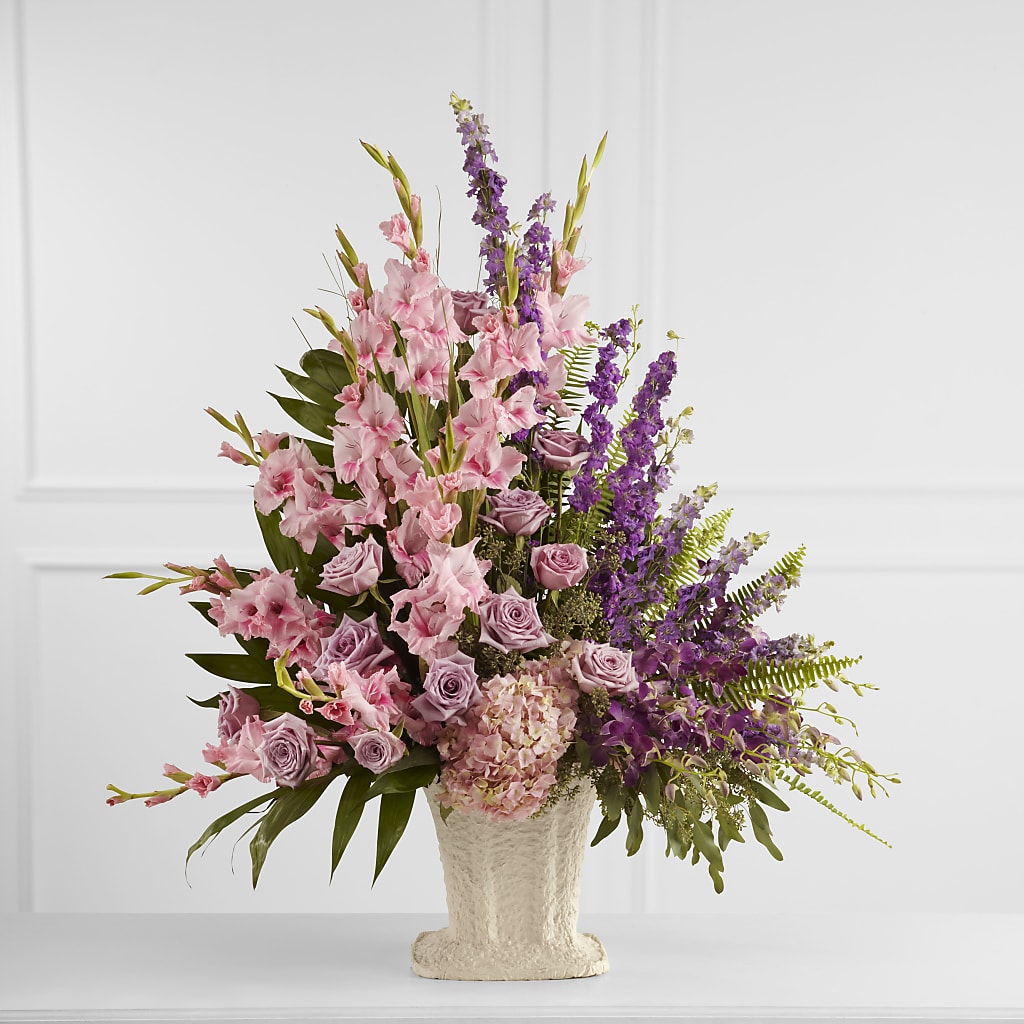 Flowing Garden Arrangement – The Flower Garden #2, Tupelo MS