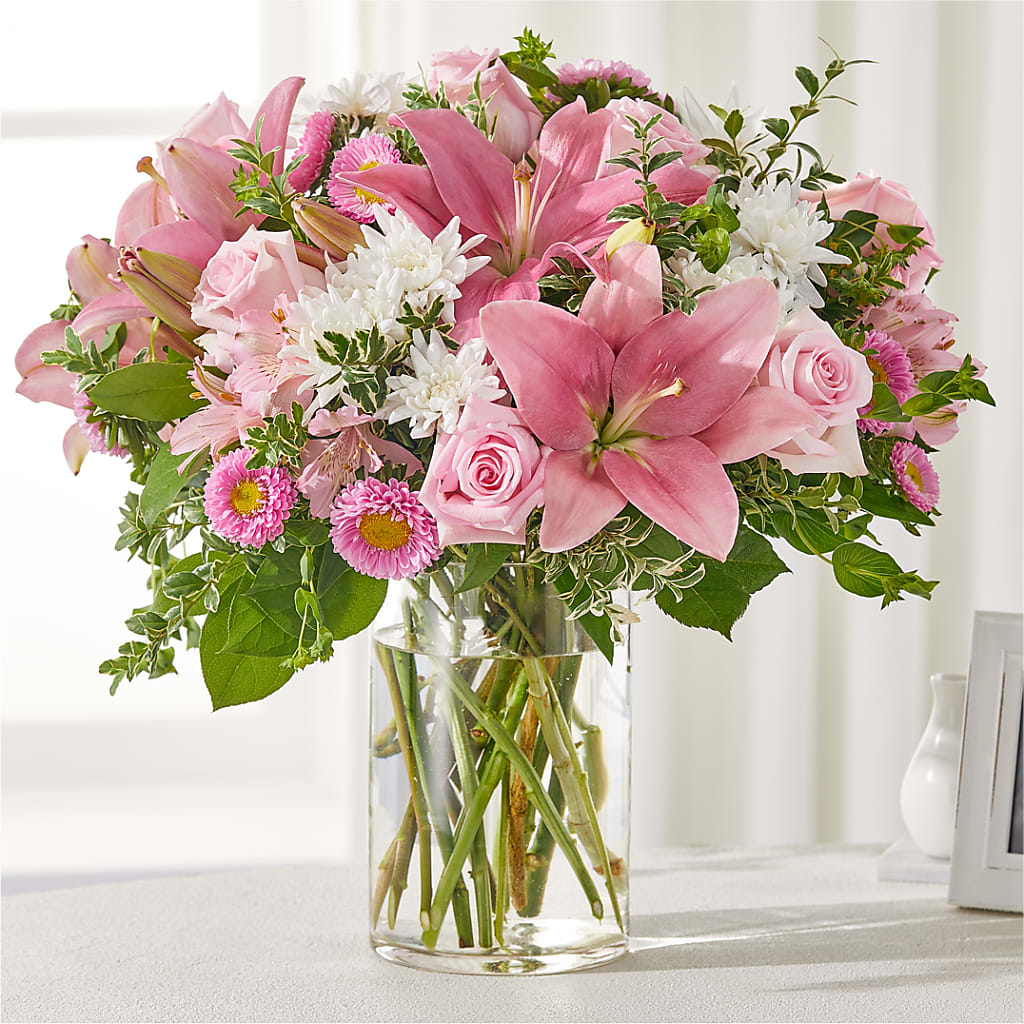 Healing Hug Bouquet – The Flower Garden #2, Tupelo MS