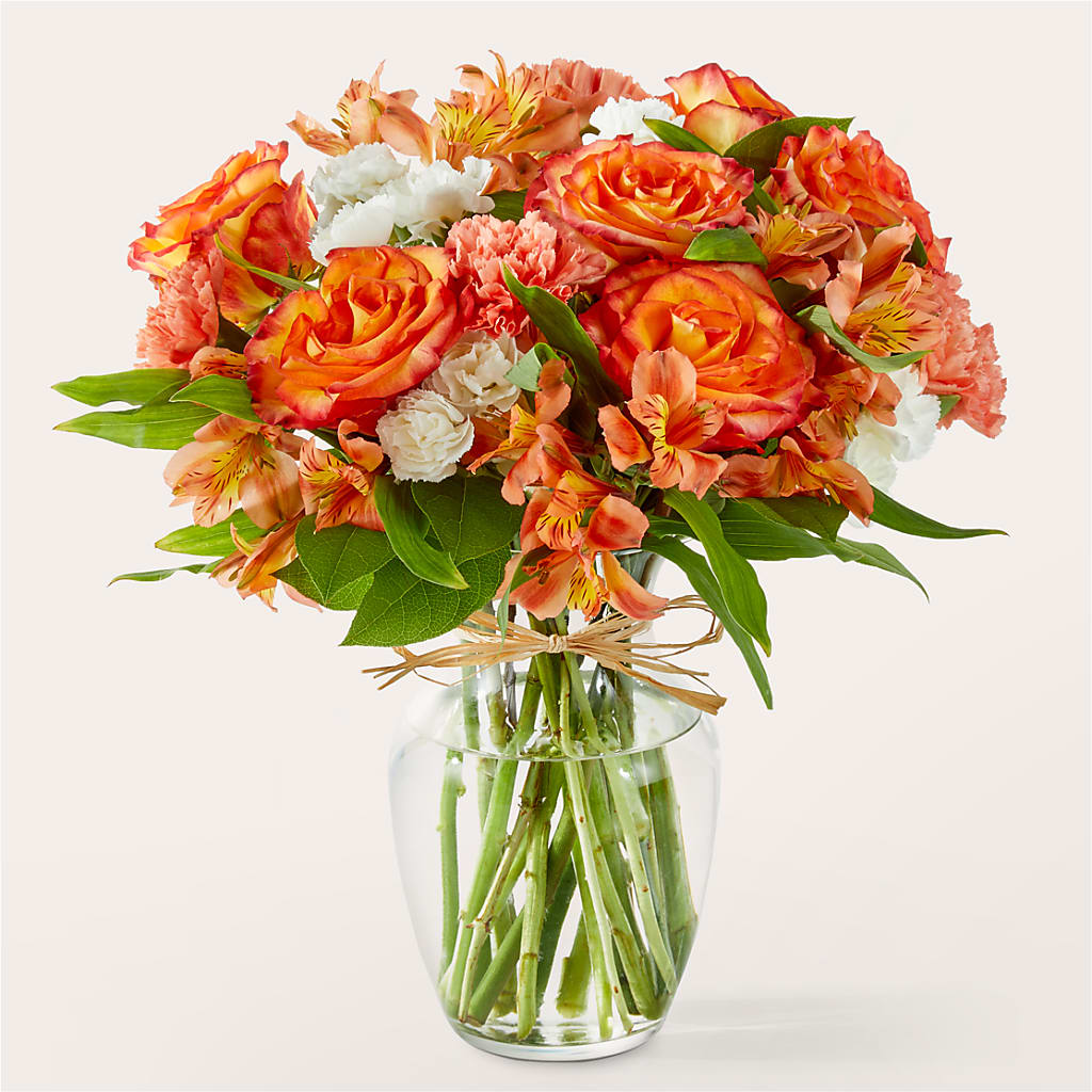 Apricot Glow Bouquet – The Flower Garden #2, Tupelo MS