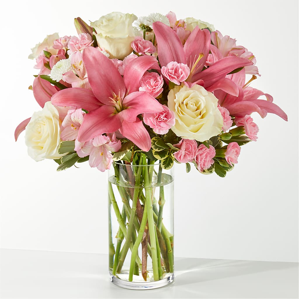 Piece of Cake Bouquet – The Flower Garden #2, Tupelo MS