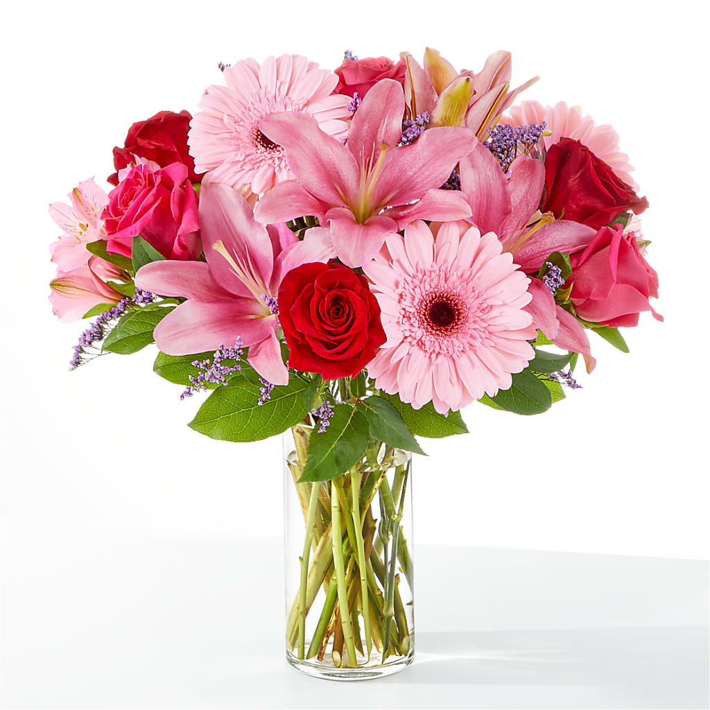 Lots of Love Bouquet – The Flower Garden #2, Tupelo MS