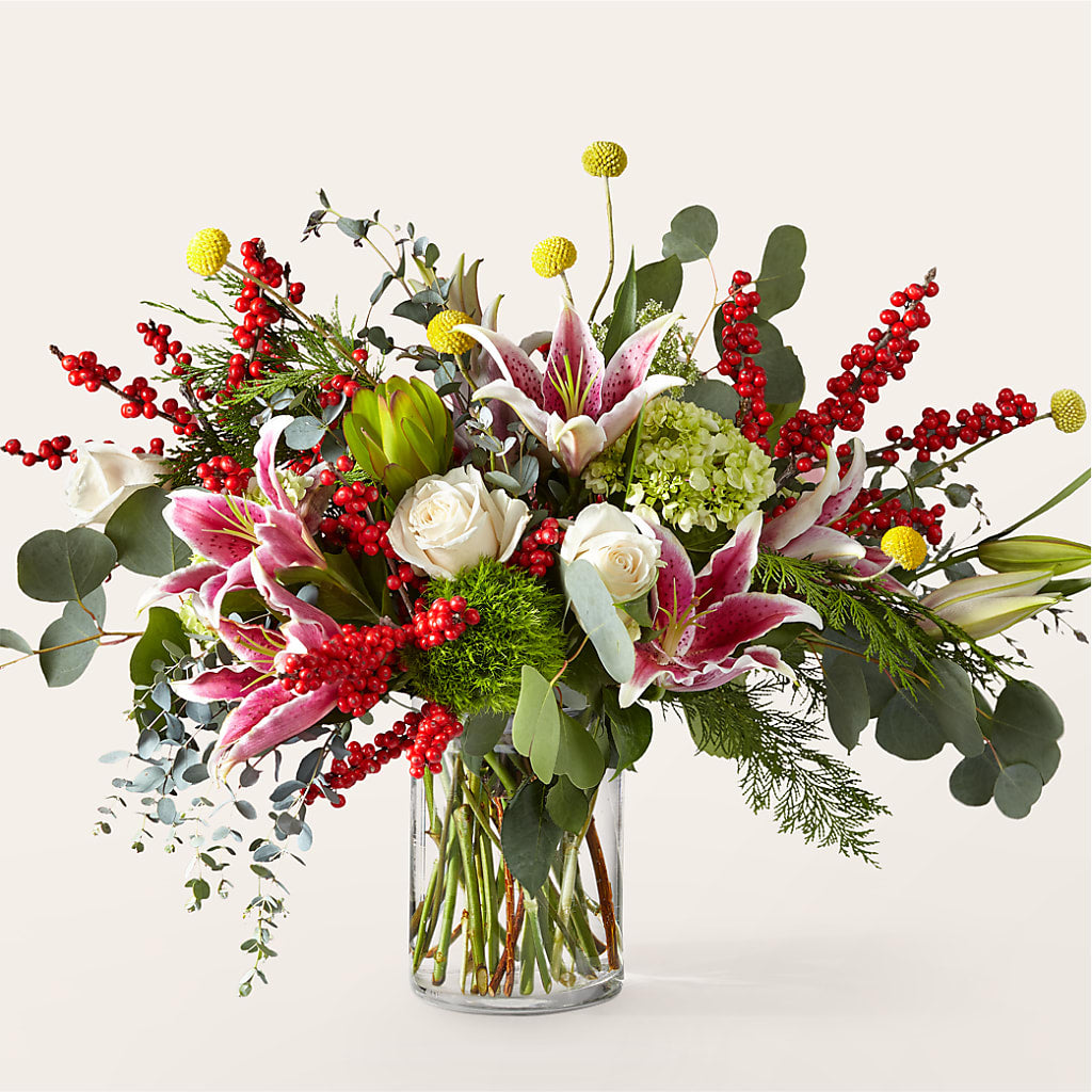 Berry & Bright Bouquet – The Flower Garden #2, Tupelo MS