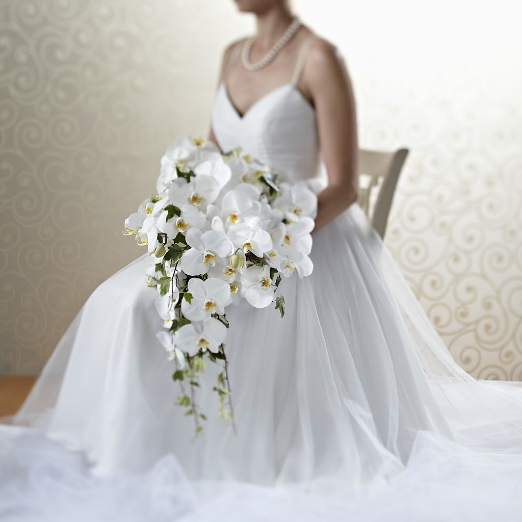 Classic White Bouquet – The Flower Garden #2, Tupelo MS
