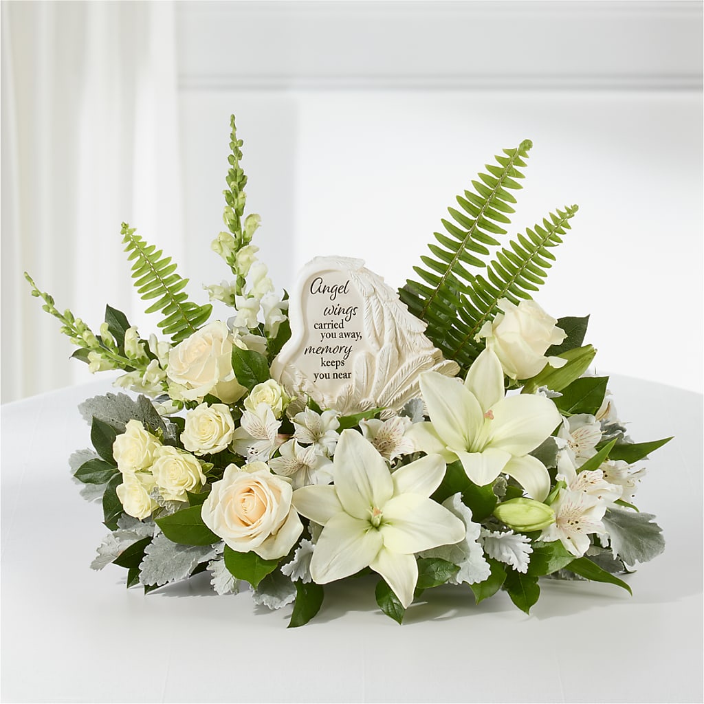 Holding You Close Arrangement –  The Flower Garden #2, Tupelo MS