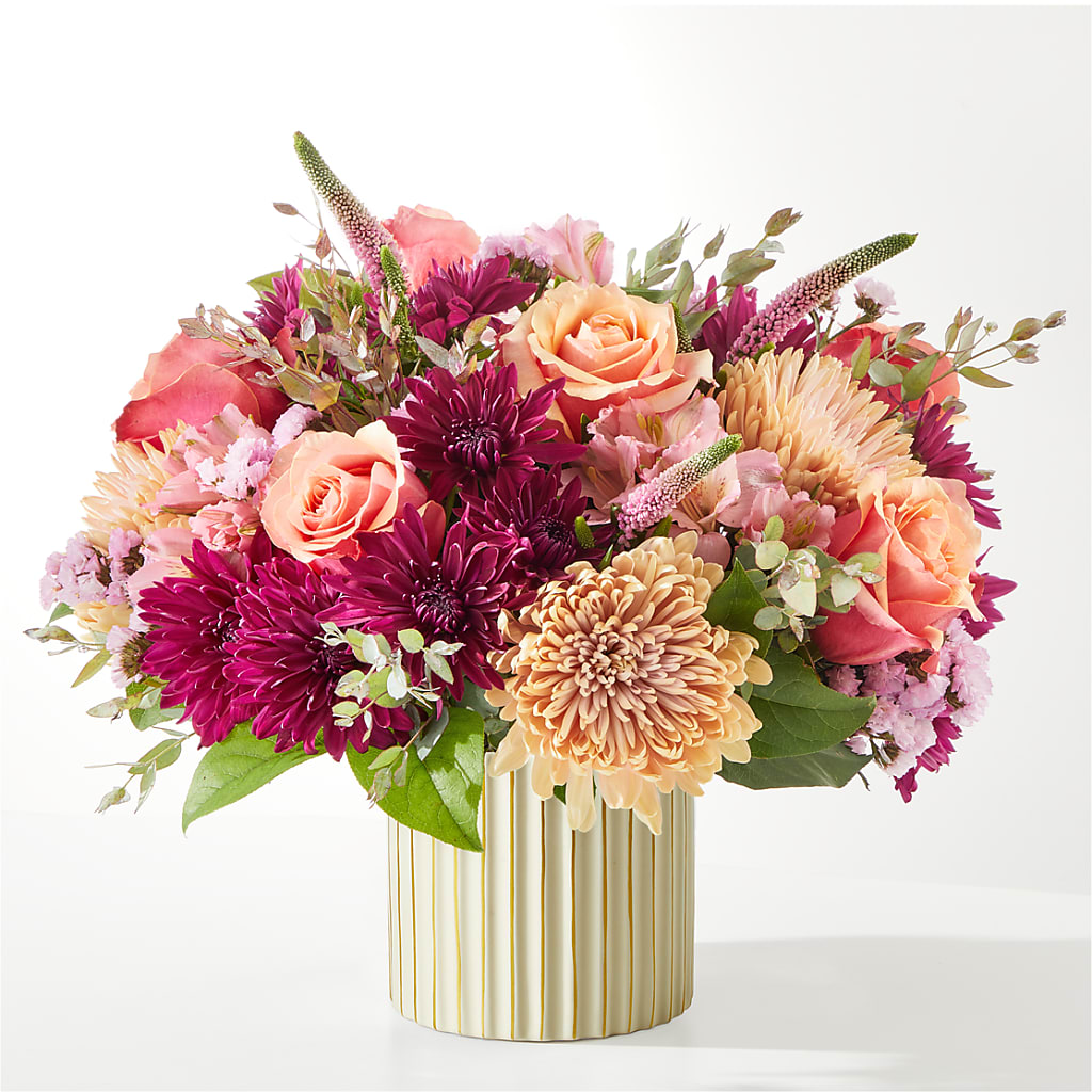 Berry Cobbler Bouquet with Ivory Vase –  The Flower Garden #2, Tupelo MS
