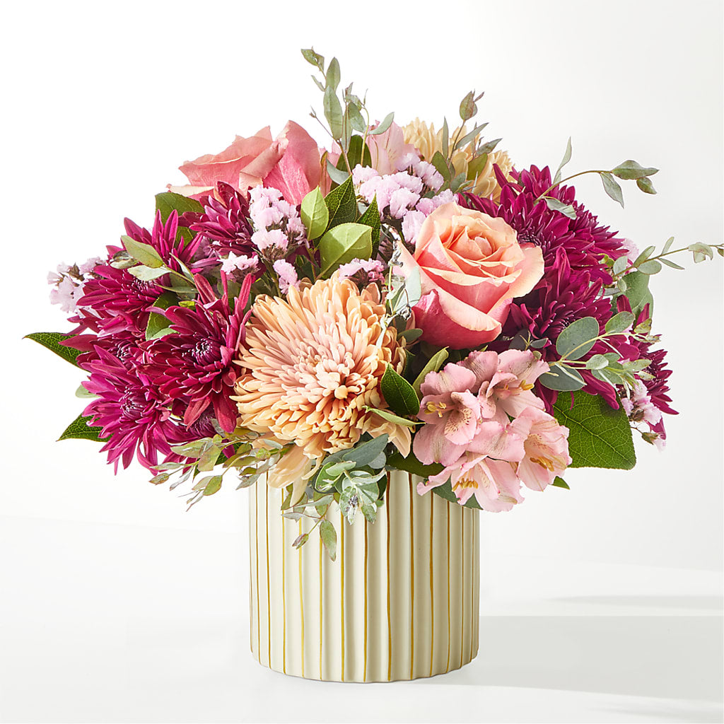 Berry Cobbler Bouquet with Ivory Vase –  The Flower Garden #2, Tupelo MS